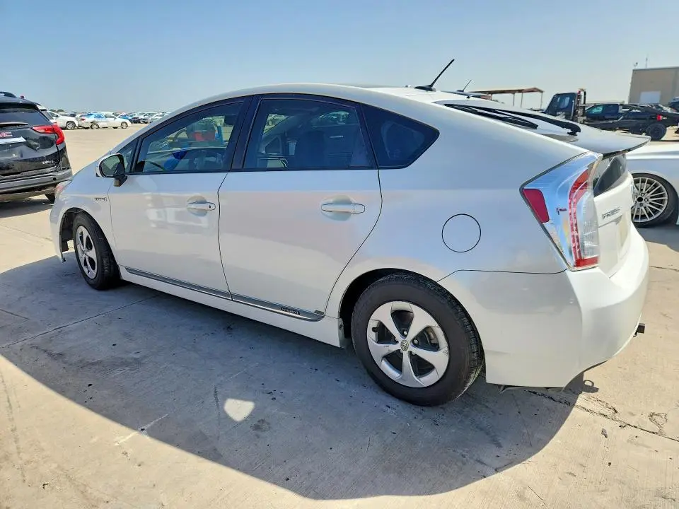 2013 TOYOTA PRIUS THREE  