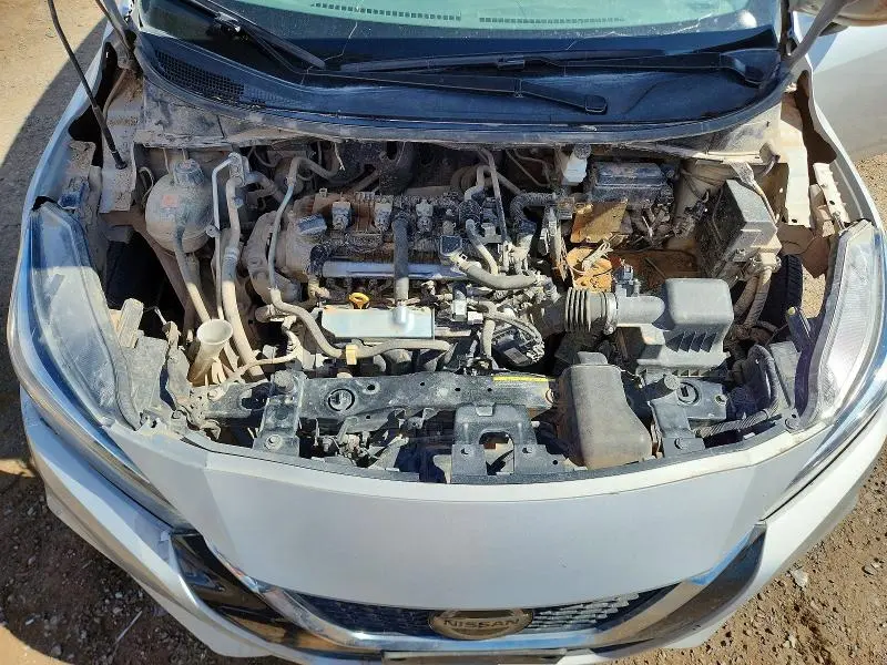 2022 NISSAN VERSA SV  