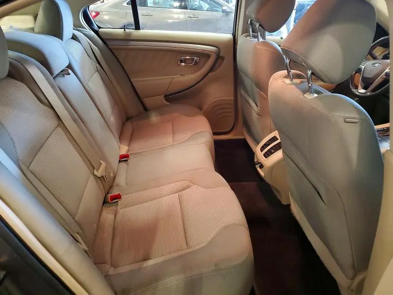 2013 FORD TAURUS SEL  