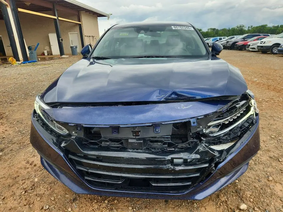 2020 HONDA ACCORD LX  