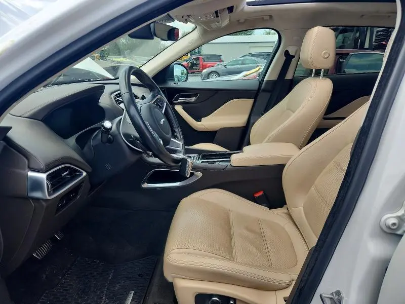 2019 JAGUAR F-PACE PRESTIGE  