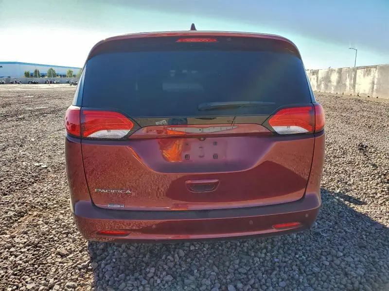 2019 CHRYSLER PACIFICA LX  