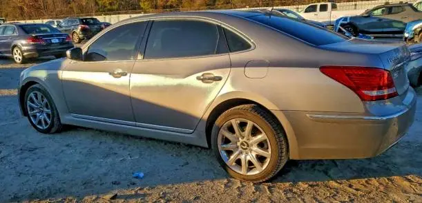 2012 HYUNDAI EQUUS SIGNATURE  