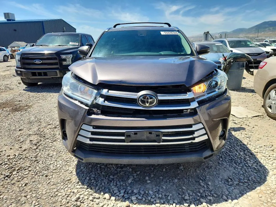 2017 TOYOTA HIGHLANDER XLE  