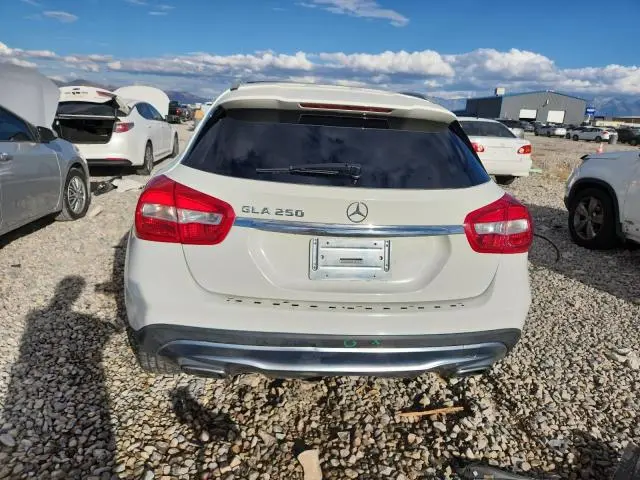 2015 MERCEDES-BENZ GLA 250  