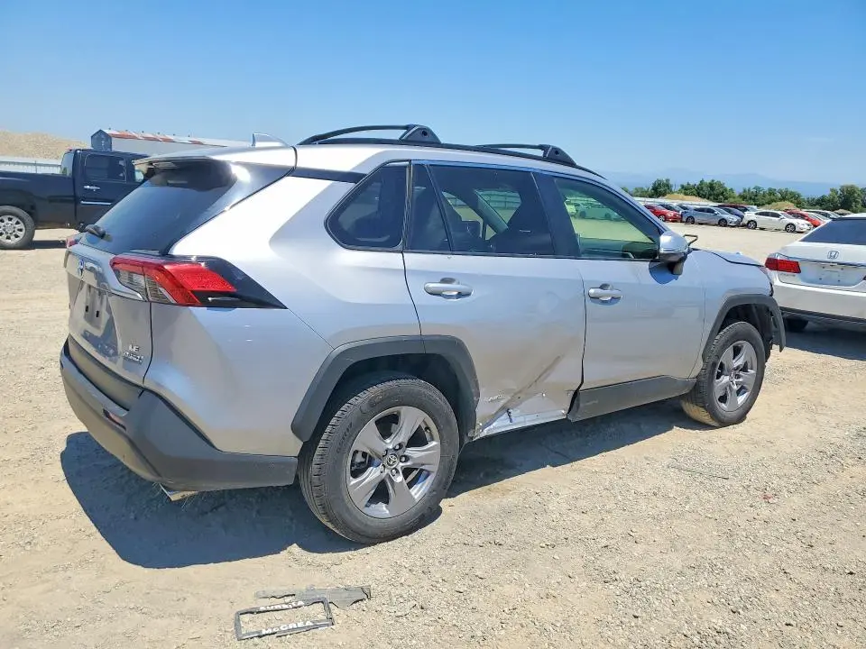 2023 TOYOTA RAV4 LE  