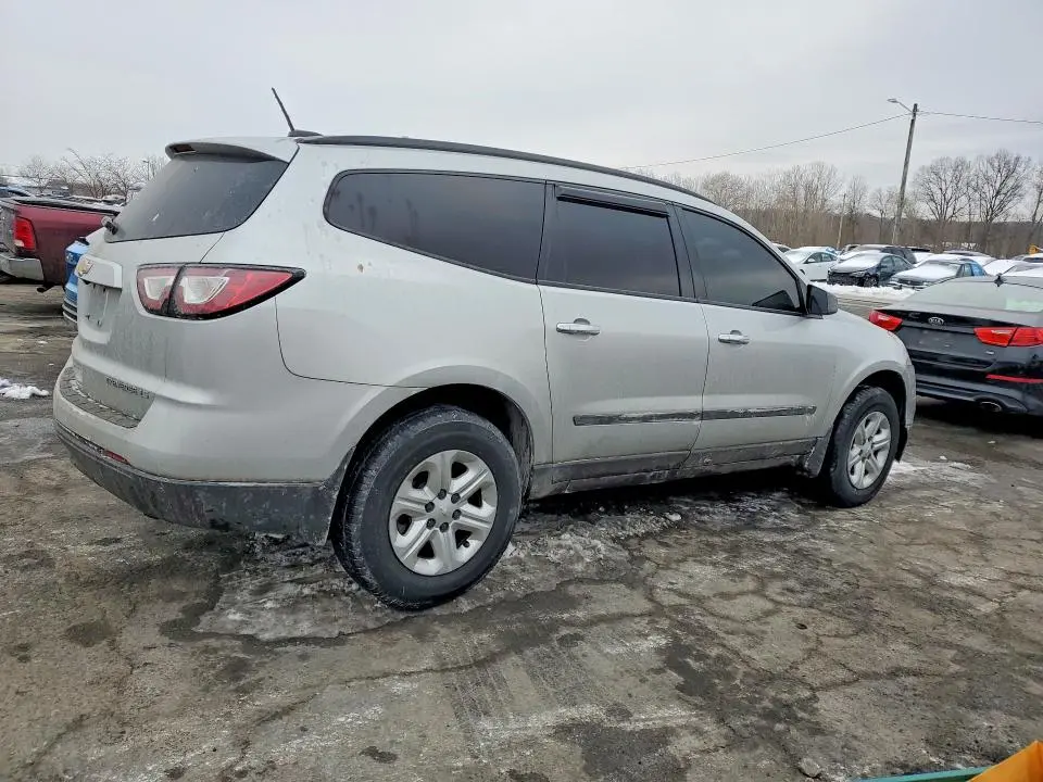2016 CHEVROLET TRAVERSE LS  