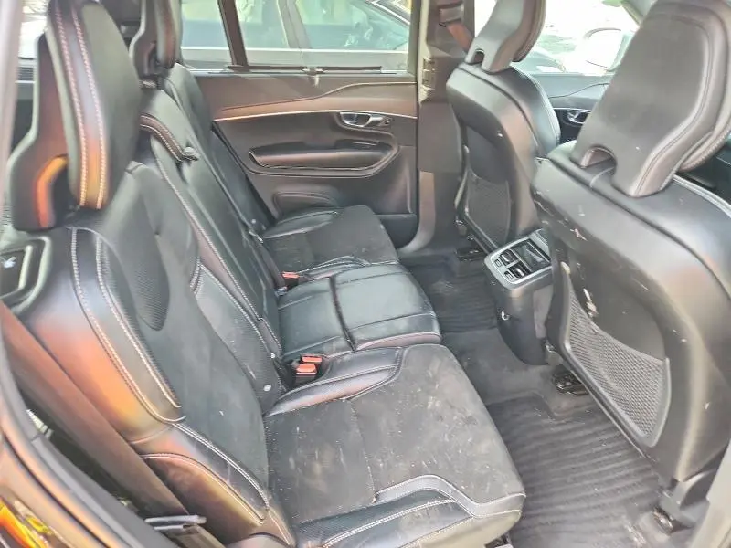 2019 VOLVO XC90 T6 R-DESIGN  