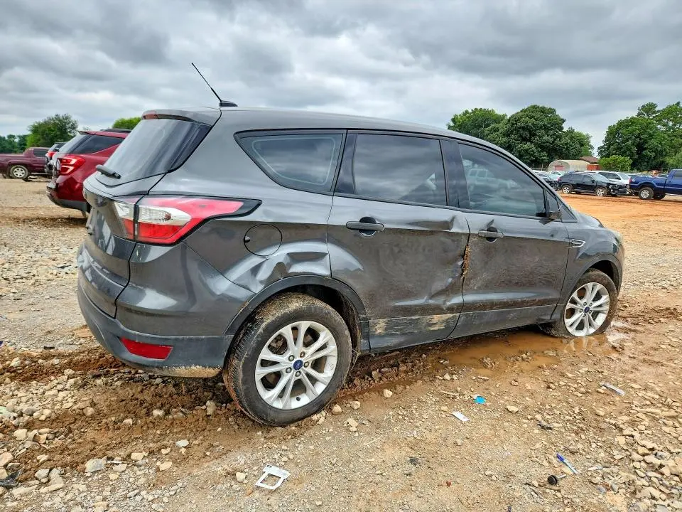 2018 FORD ESCAPE S  