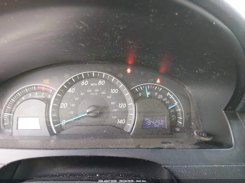 2015 TOYOTA CAMRY LE