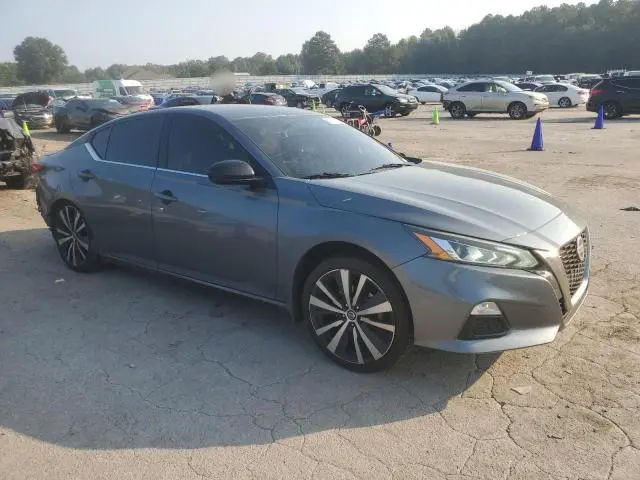 2019 NISSAN ALTIMA SR