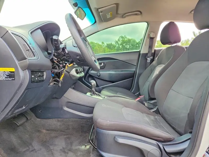 2016 KIA RIO LX  