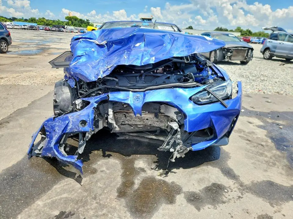 2024 BMW M4 COMPETITION  