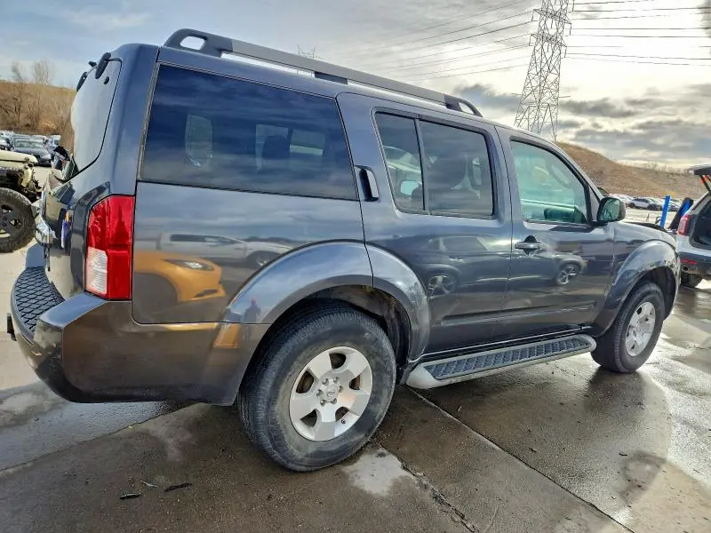 2012 NISSAN PATHFINDER S  