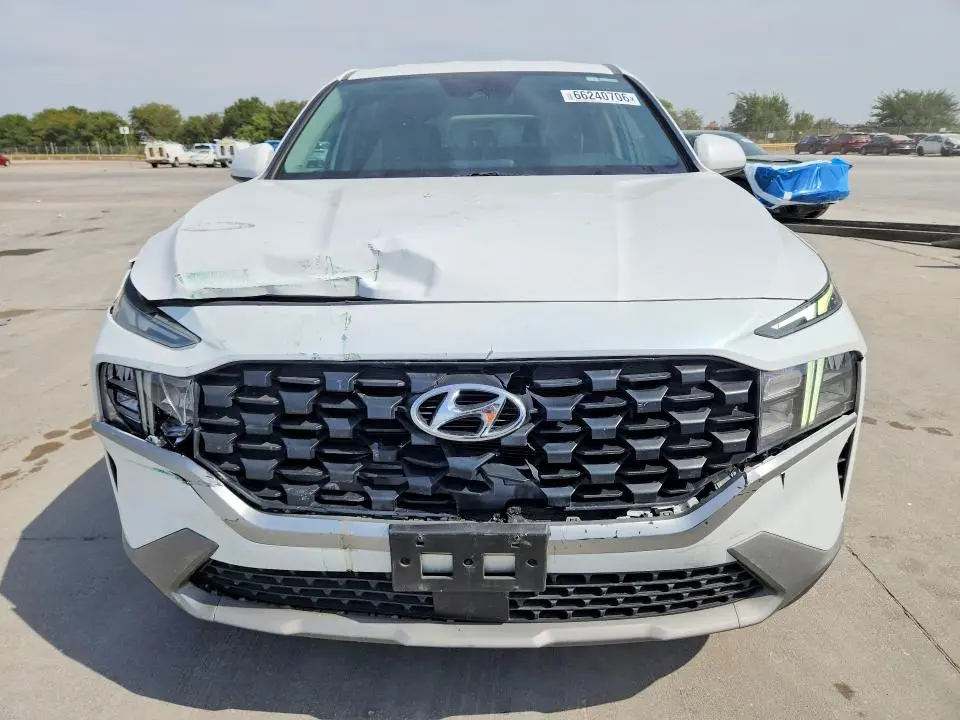 2021 HYUNDAI SANTA FE SE  