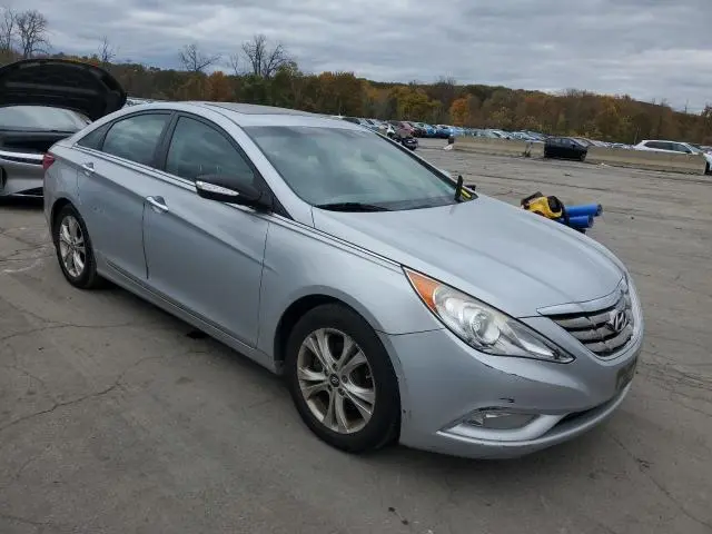 2011 HYUNDAI SONATA SE  