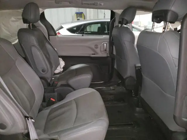 2021 TOYOTA SIENNA LIMITED  