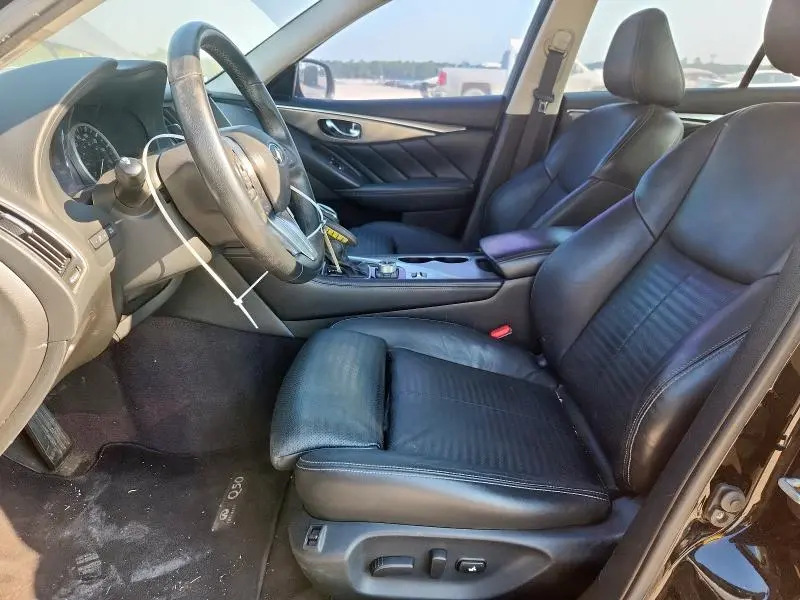 2018 INFINITI Q50 LUXE  