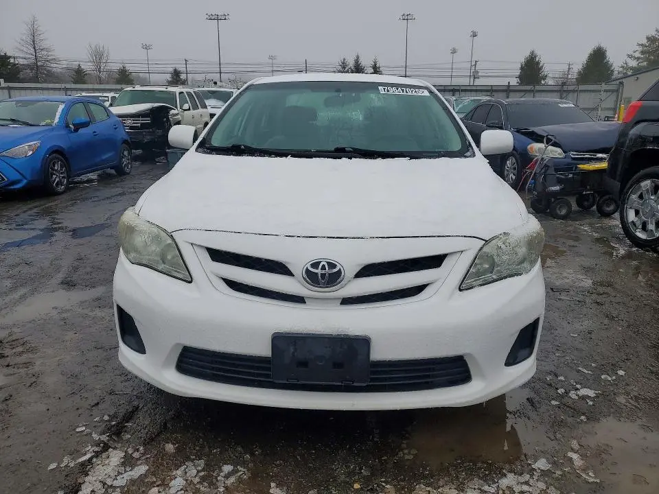 2013 TOYOTA COROLLA L  