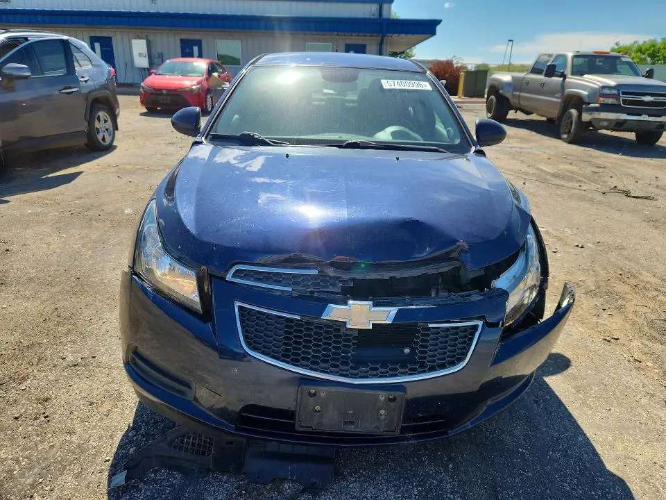 2011 CHEVROLET CRUZE LT  
