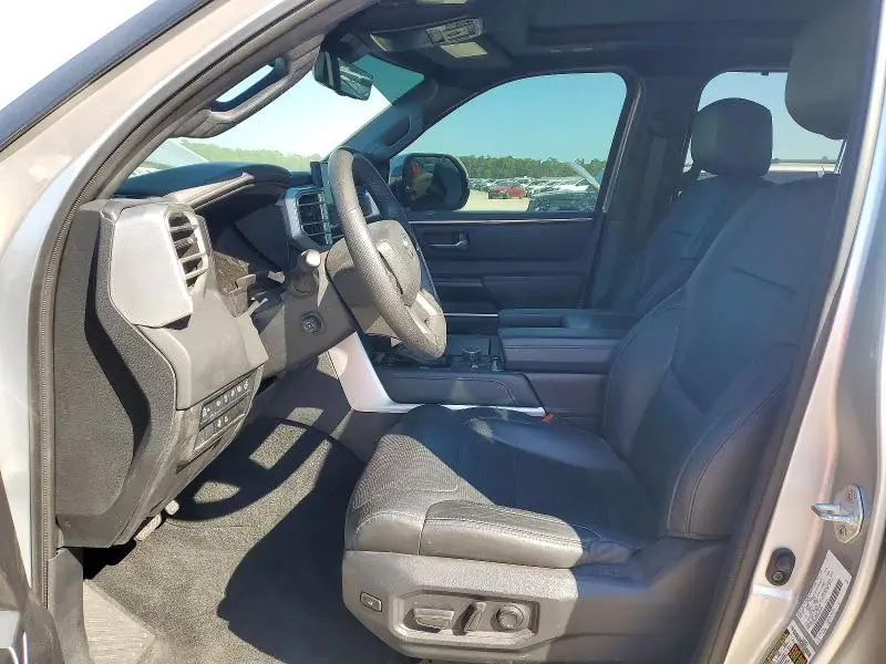 2023 TOYOTA TUNDRA PLATINUM  