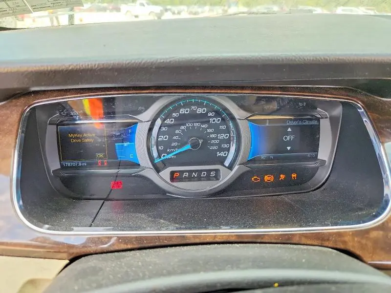 2013 FORD TAURUS LIMITED  