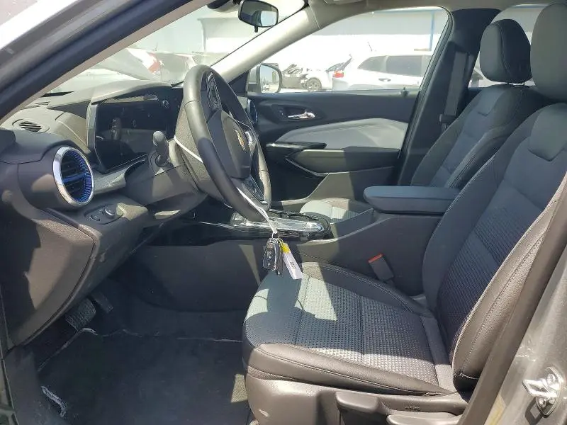 2025 CHEVROLET TRAX 1LT  