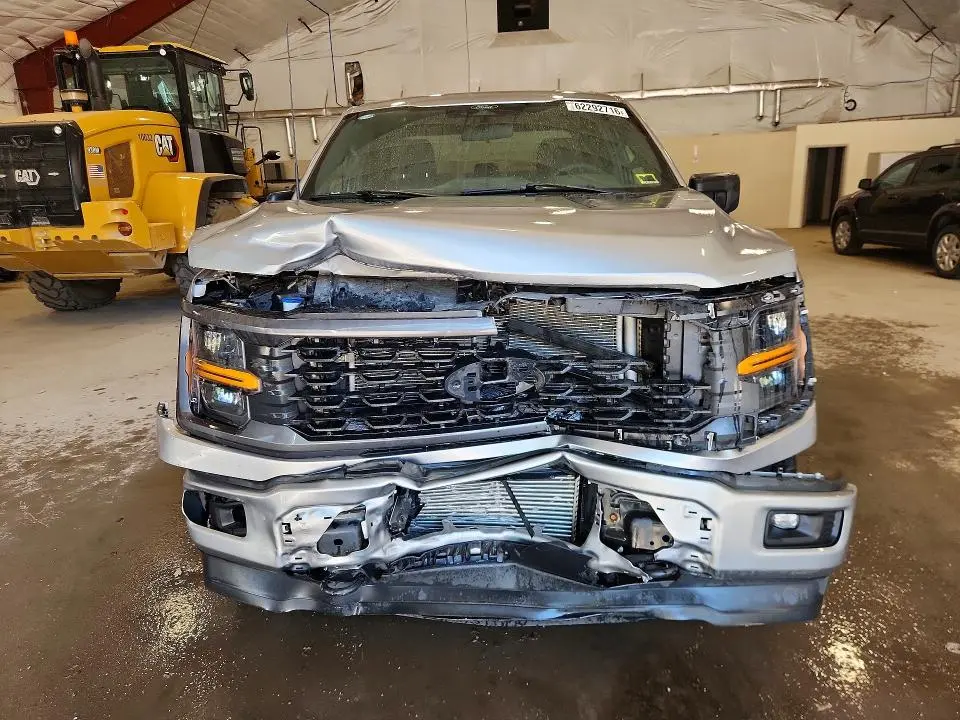 2024 FORD F150 STX  