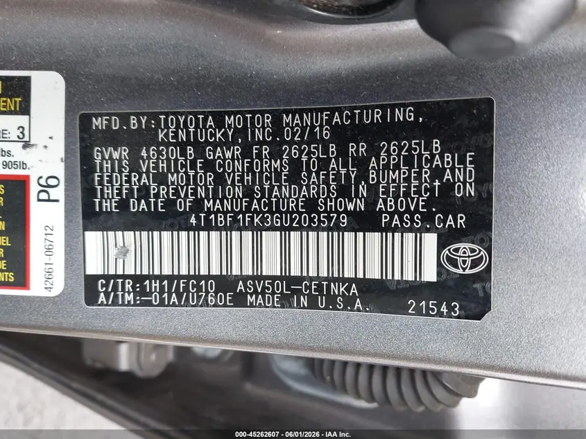 2016 TOYOTA CAMRY LE