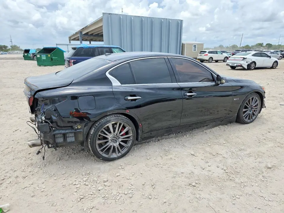 2016 INFINITI Q50 RED SPORT 400  