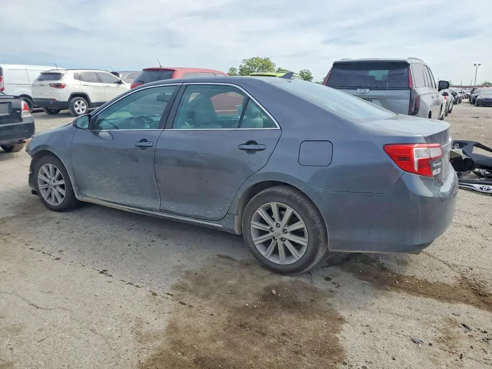 2013 TOYOTA CAMRY XLE V6  