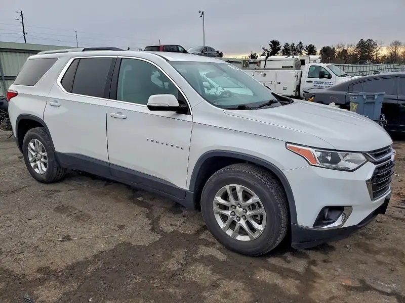 2018 CHEVROLET TRAVERSE LT  