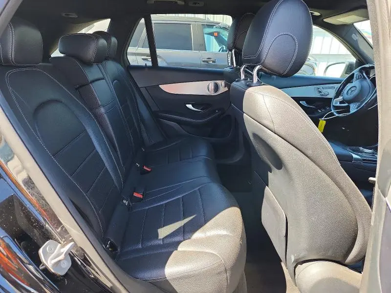 2019 MERCEDES-BENZ GLC 350E  
