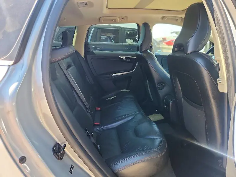 2013 VOLVO XC60 3.2  
