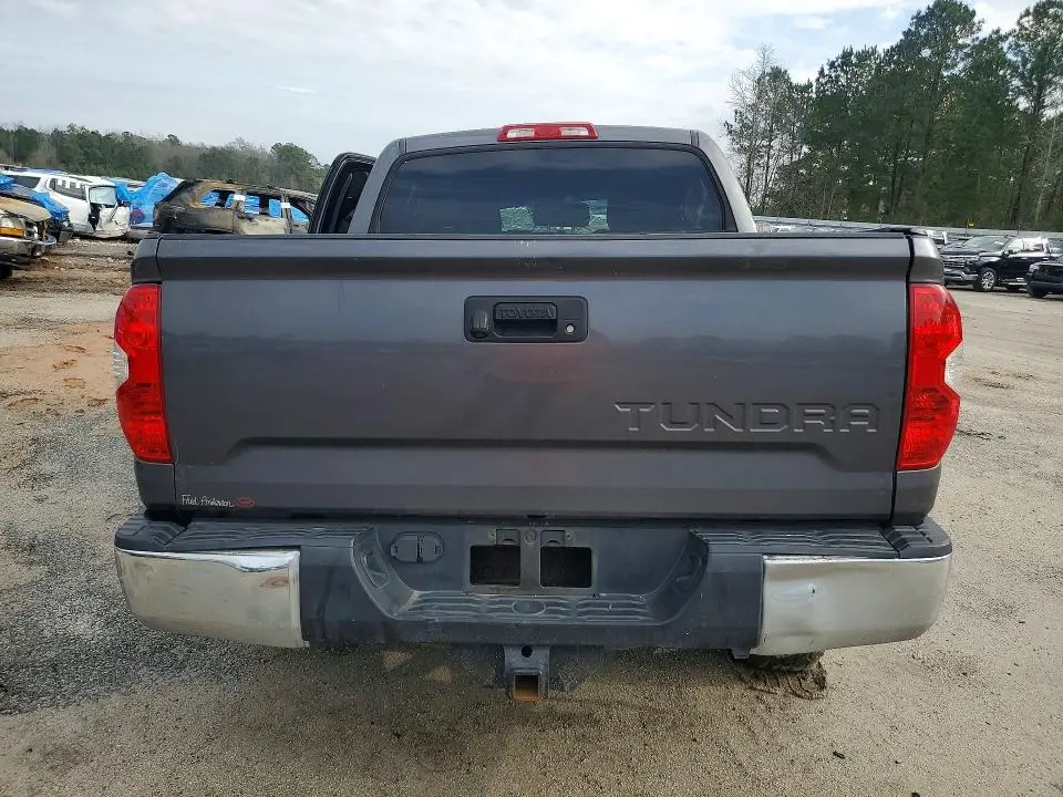 2018 TOYOTA TUNDRA CREWMAX LIMITED  