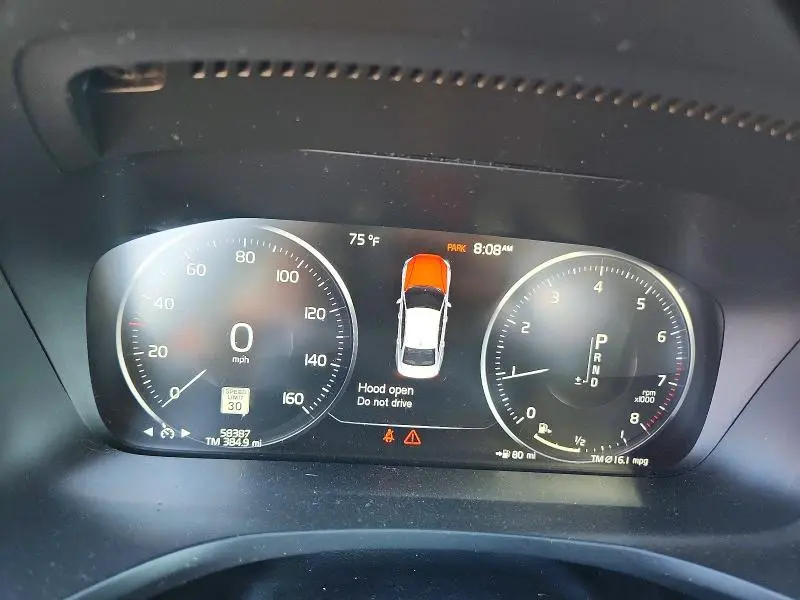 2020 VOLVO S60 T6 MOMENTUM  