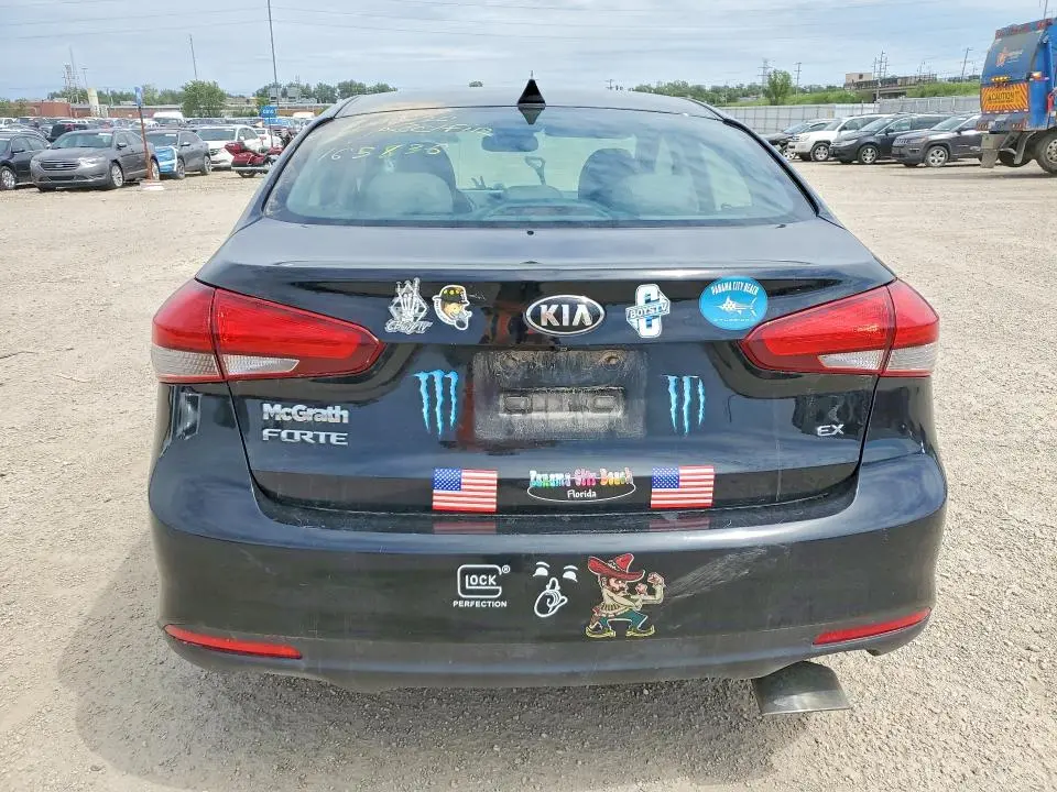 2018 KIA FORTE EX  