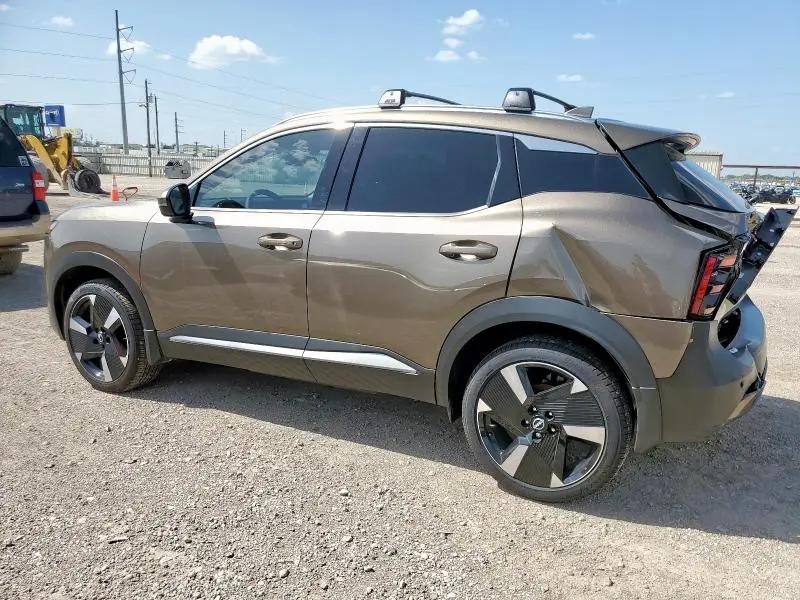2025 NISSAN KICKS SR  