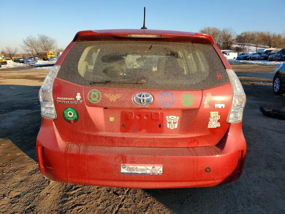 2014 TOYOTA PRIUS V   