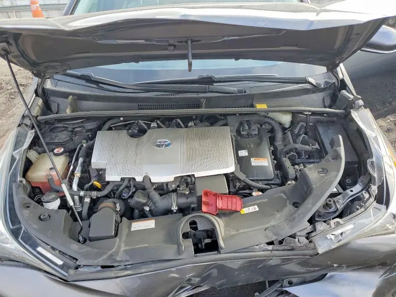 2017 TOYOTA PRIUS TWO  