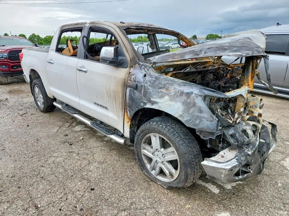 2012 TOYOTA TUNDRA CREWMAX LIMITED  