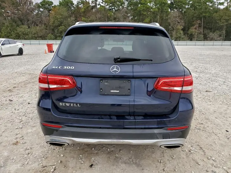 2016 MERCEDES-BENZ GLC 300  