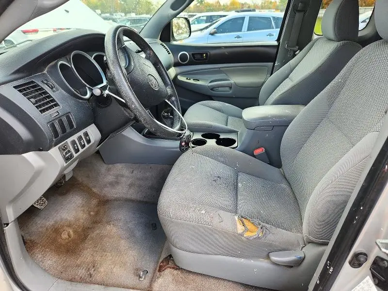 2011 TOYOTA TACOMA BASE  