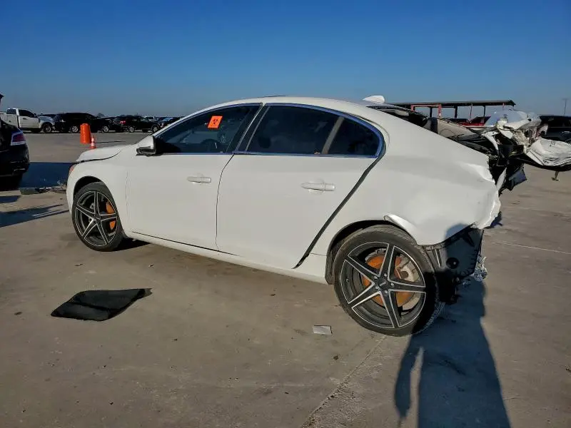 2016 VOLVO S60 PLATINUM  