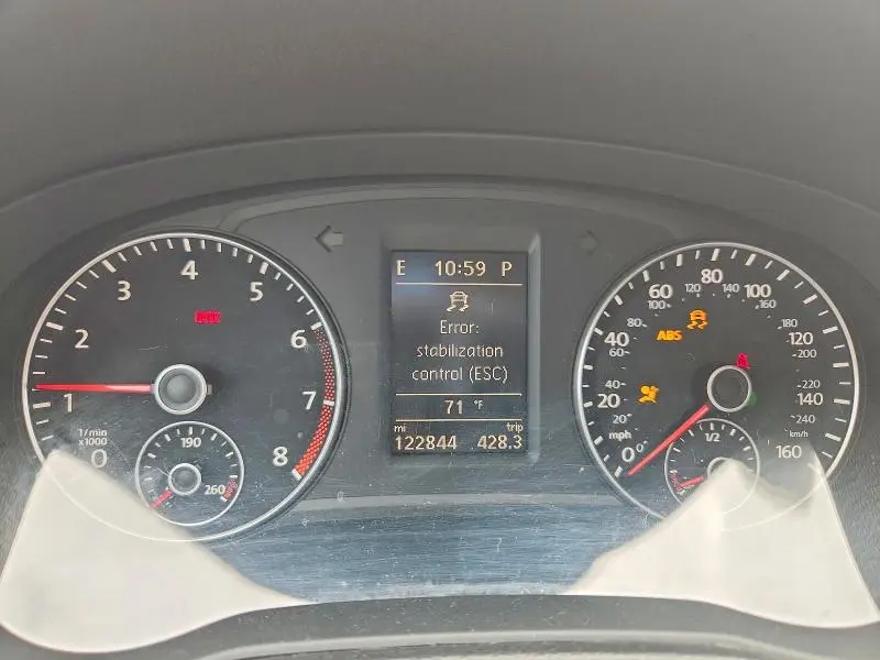 2015 VOLKSWAGEN PASSAT SE  