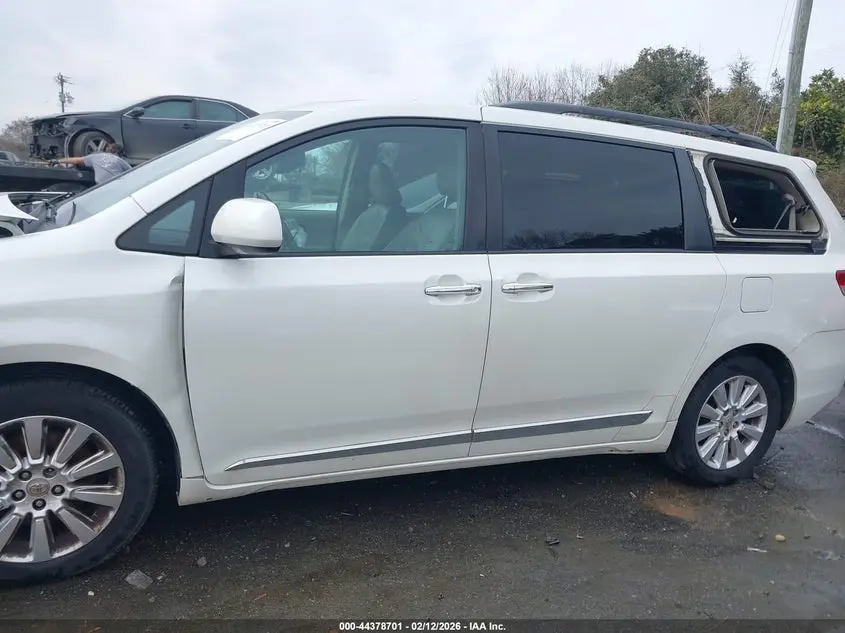 2012 TOYOTA SIENNA LIMITED 7 PASSENGER