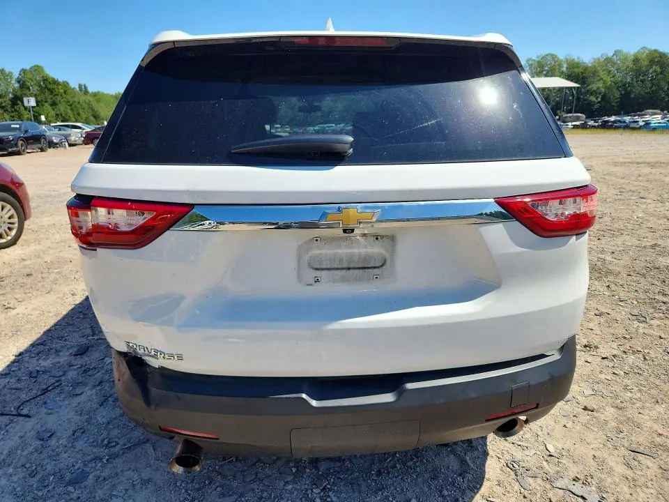 2020 CHEVROLET TRAVERSE LS  