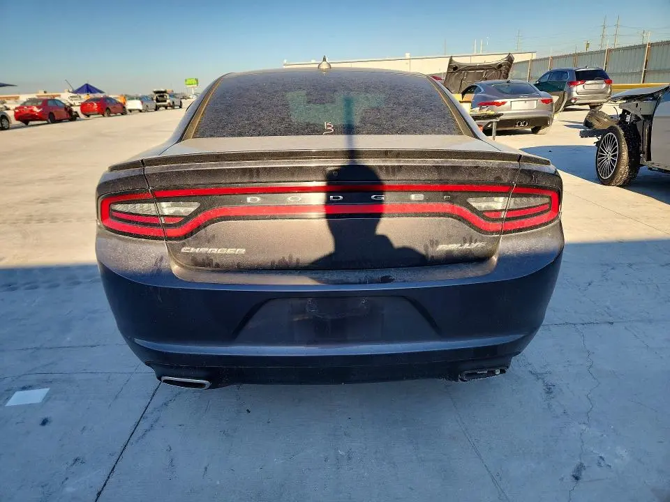 2015 DODGE CHARGER SXT  