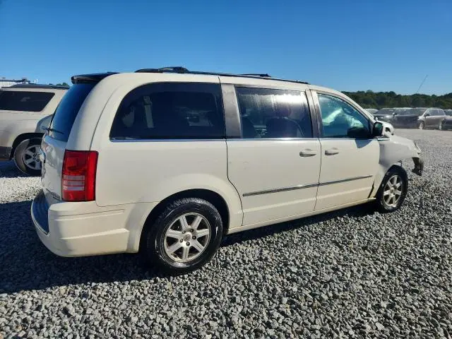 2010 CHRYSLER TOWN & COUNTRY TOURING PLUS  