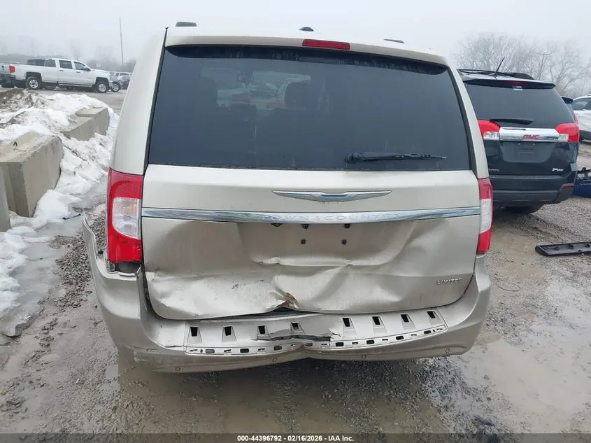 2015 CHRYSLER TOWN & COUNTRY LIMITED PLATINUM